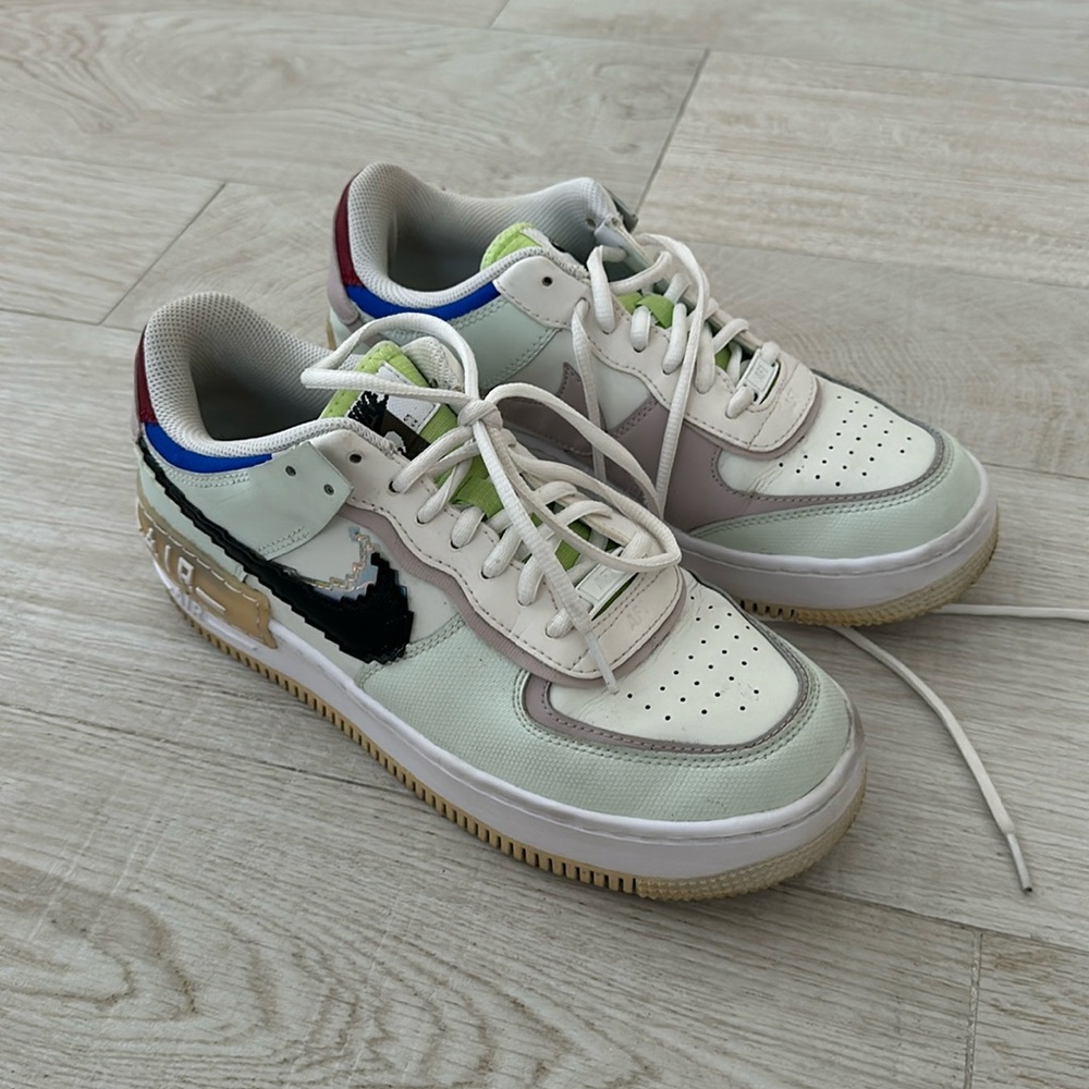Nike Air Force 1 pixel